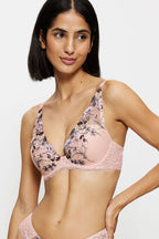  Padded bra model 229331 Triumph 